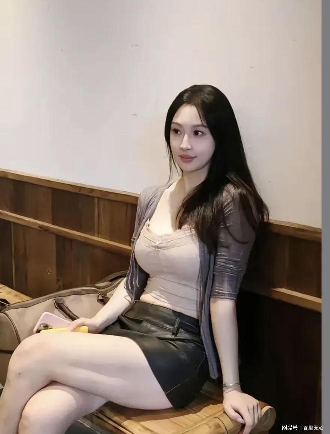 击剑运动员被誉为“最美女运动员”千亿国际平台秦雪太美了！中国前